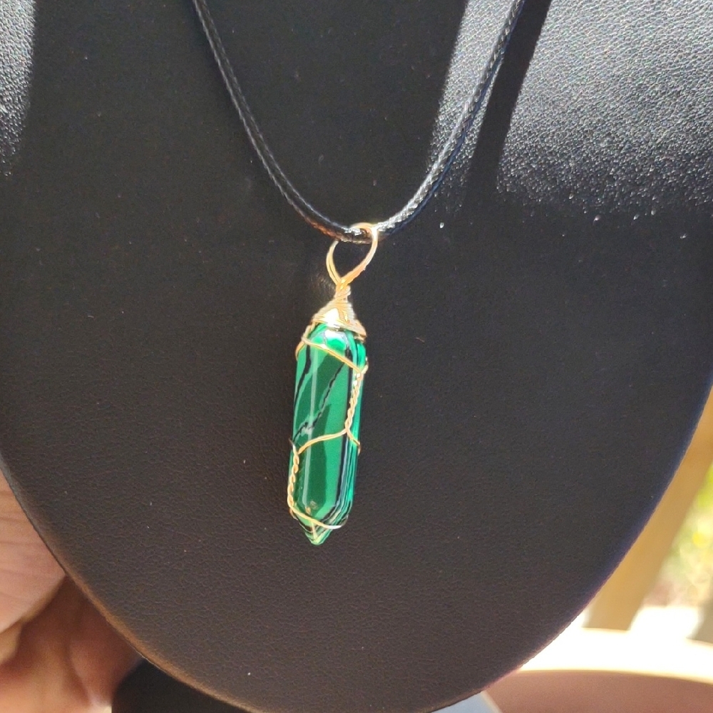 Hand Crafted Malachite Pendant Necklace Unisex